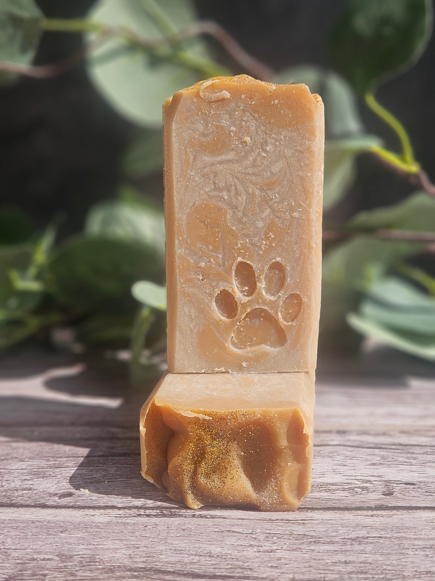 Cozy Cashmere Soap – Moisturizing Bar with Shea Butter & Warm Vanilla Almond Scent