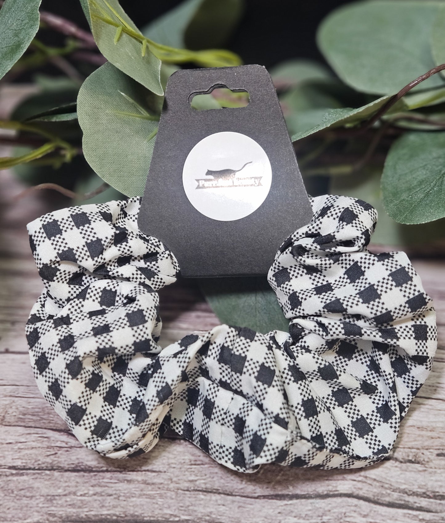 Small Scrunchies – No-Damage Mini Hair Ties for All Hair Types