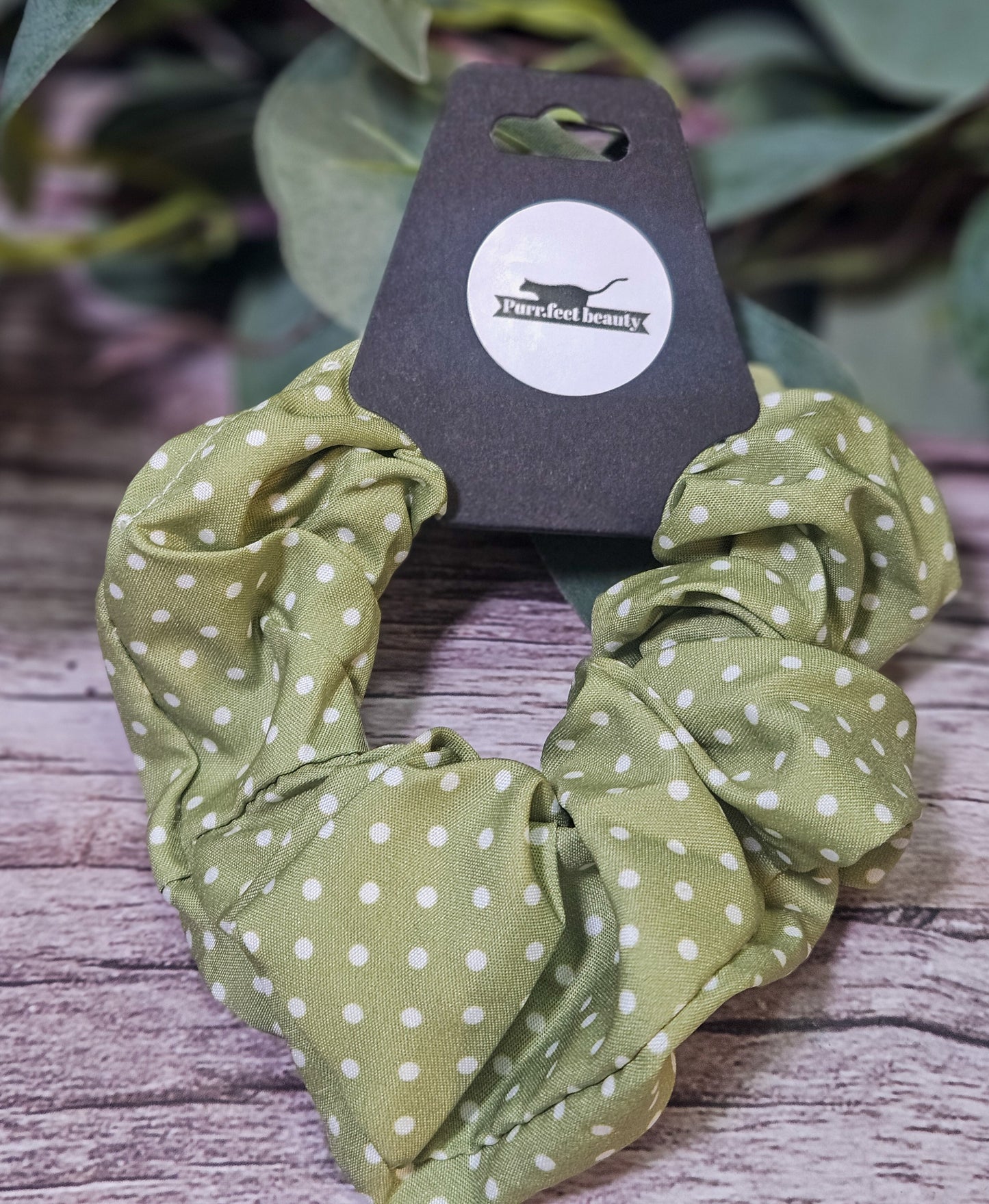Small Scrunchies – No-Damage Mini Hair Ties for All Hair Types