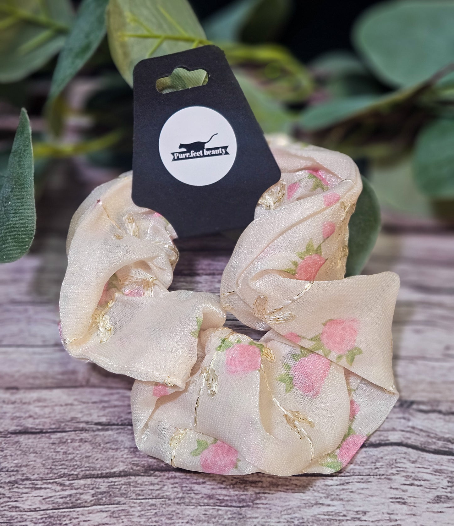 Small Scrunchies – No-Damage Mini Hair Ties for All Hair Types
