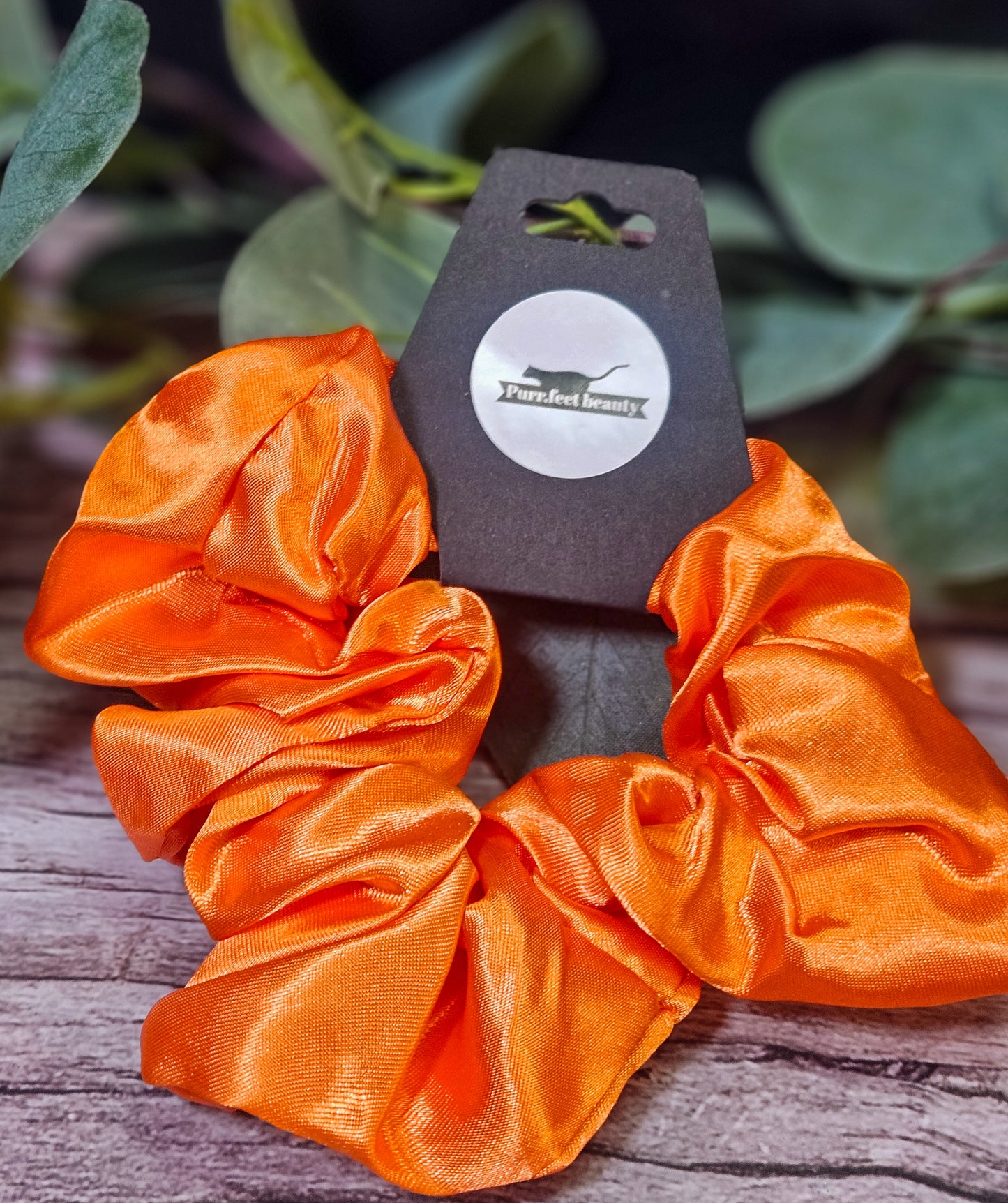 Small Scrunchies – No-Damage Mini Hair Ties for All Hair Types