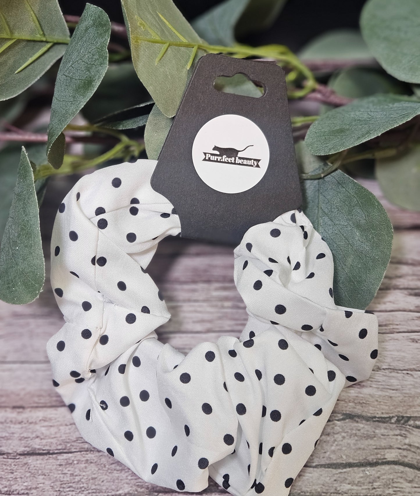 Small Scrunchies – No-Damage Mini Hair Ties for All Hair Types