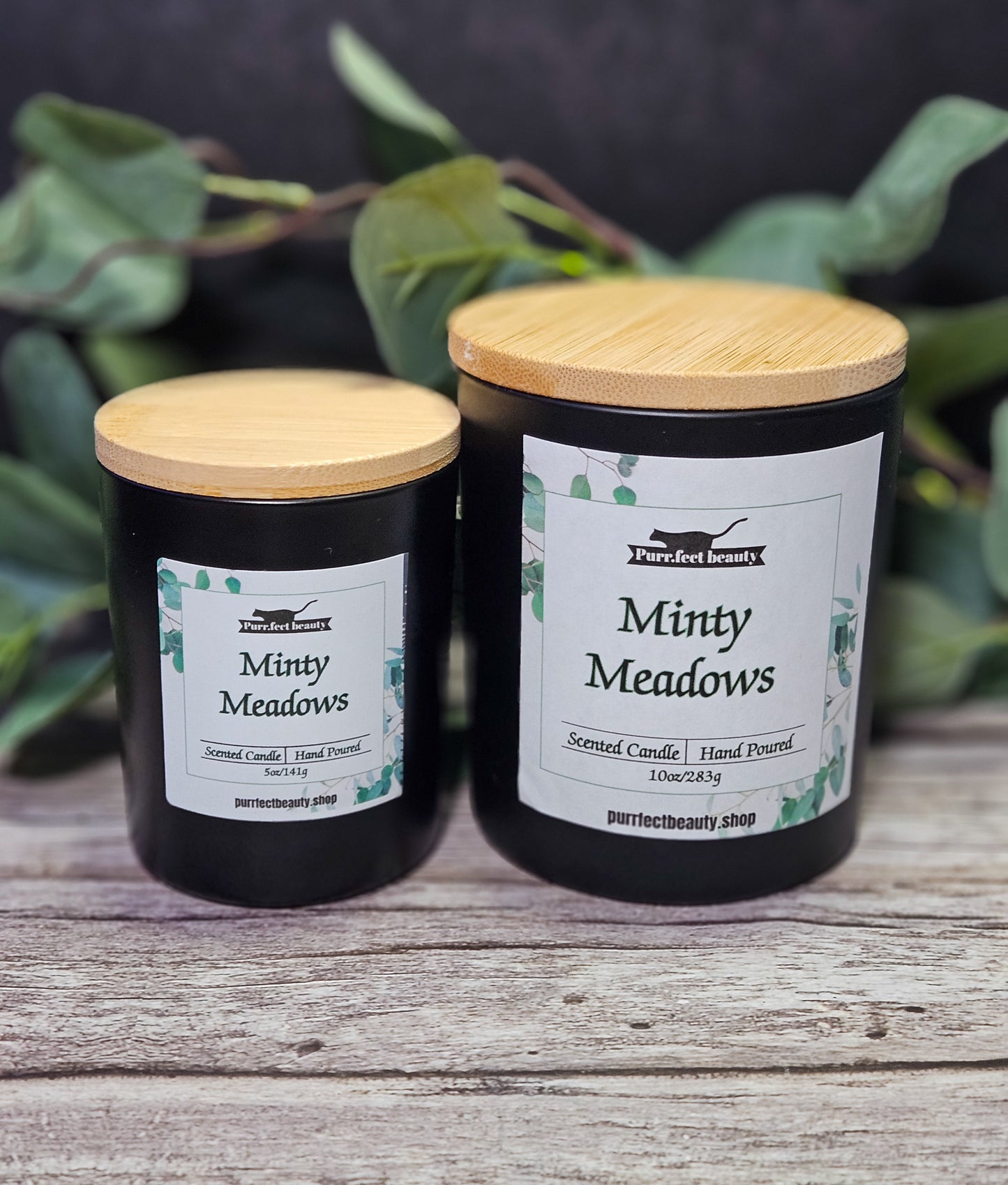 Minty Meadows Candle – Fresh Mint, Wild Herbs & Soft Meadow Breeze