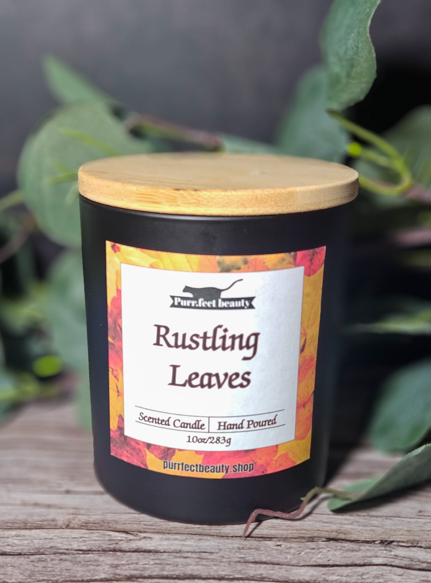 Rustling Leaves Candle – Cinnamon, Apple, Cedar & Autumn Woods