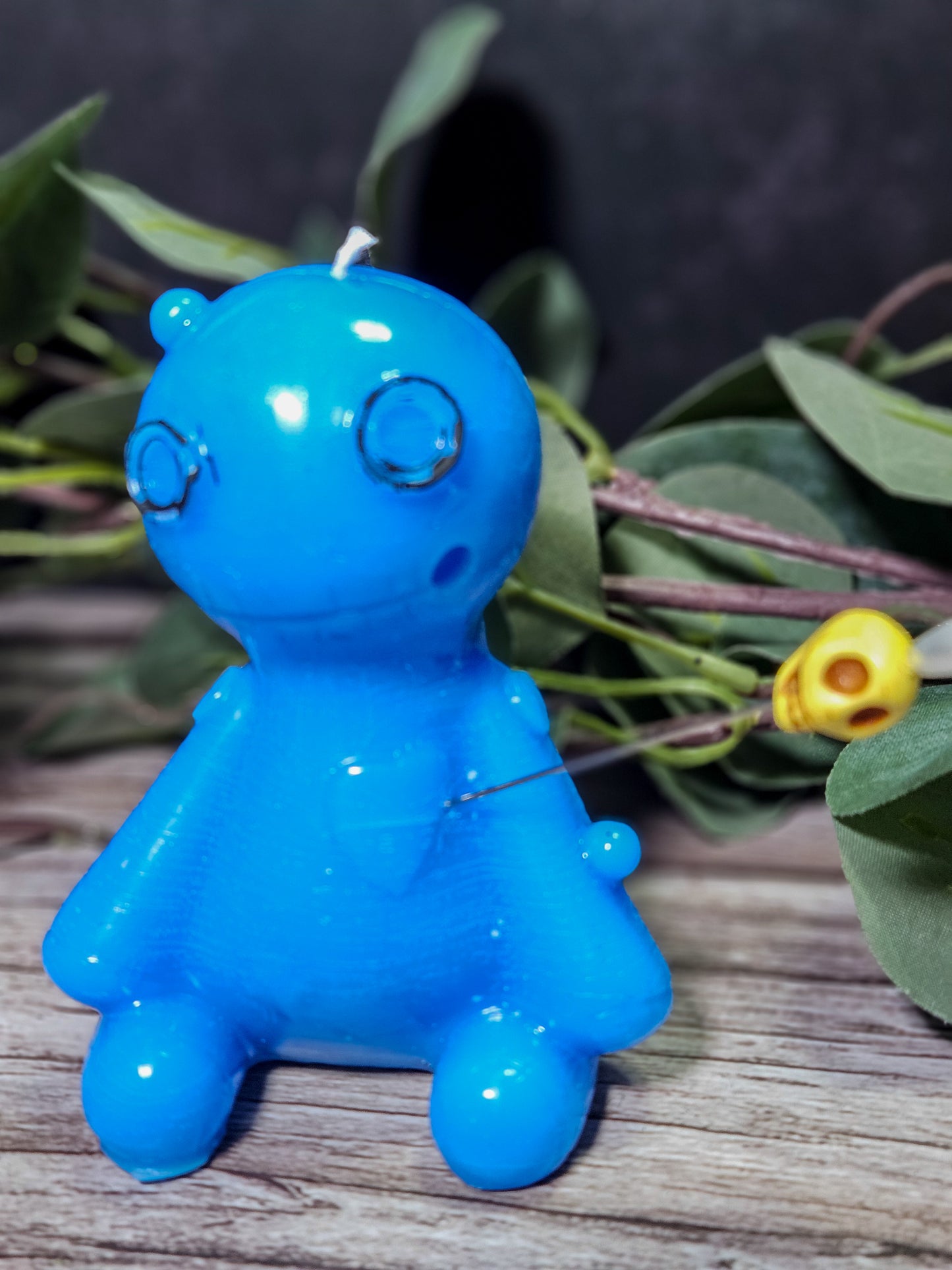 Cute Voodoo Doll Scented Candle – Gothic Home Decor & Unique Gift