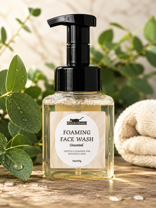 Gentle Foaming Face Wash for Sensitive Skin | Hydrating Aloe & Panthenol Cleanser
