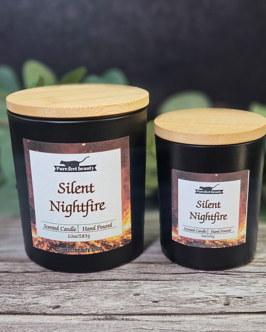 Silent Nightfire Candle – Cinnamon Bark, Fireside Vanilla, Amberwood & Winter Mint Woods