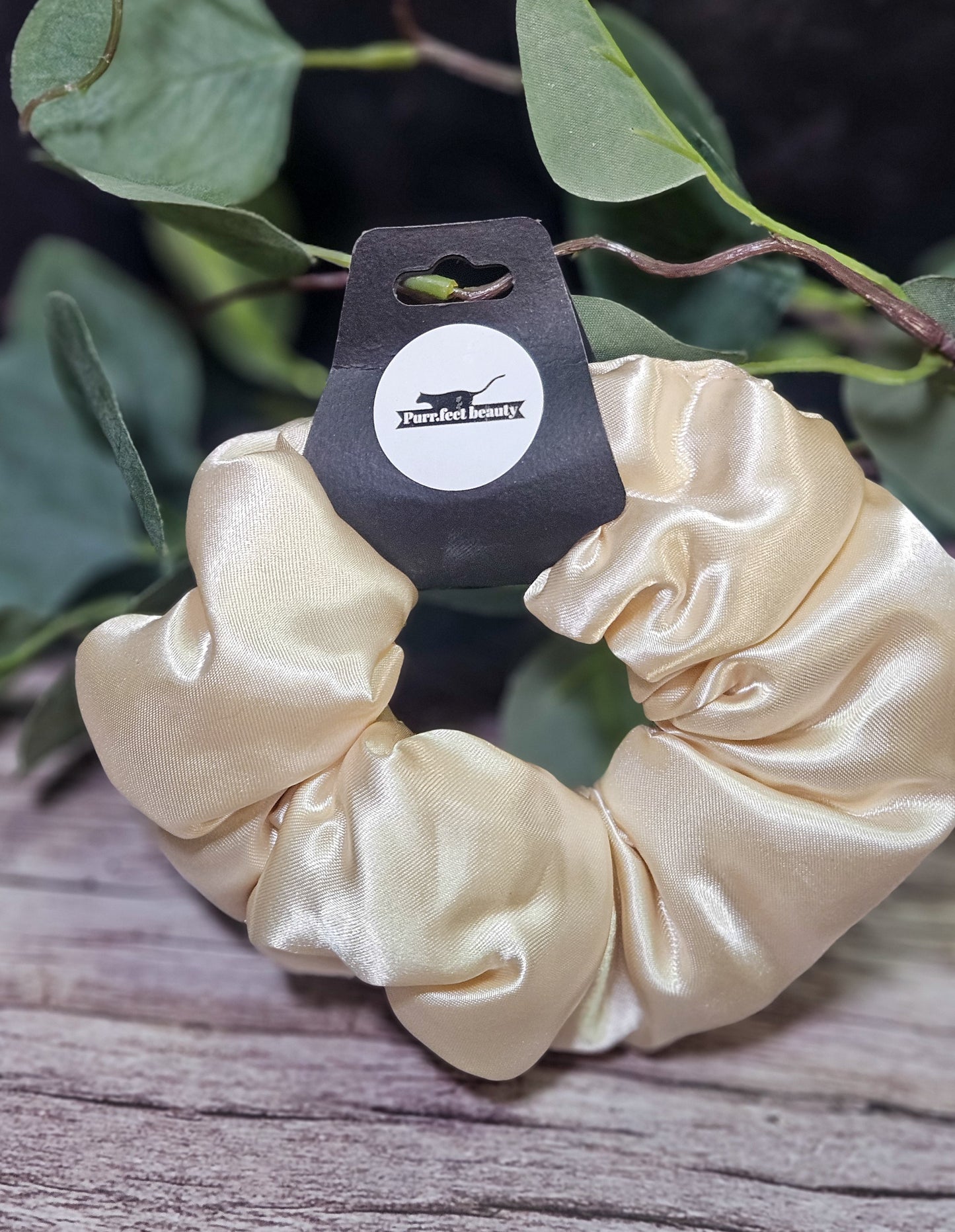 Oversized  Scrunchies – Luxurious, Gentle & Frizz-Free