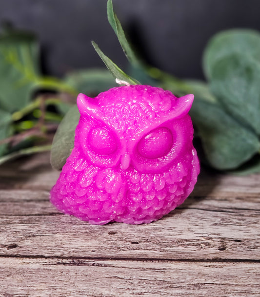 Frosted Strawberry Candle – Sweet, Refreshing & Cozy
