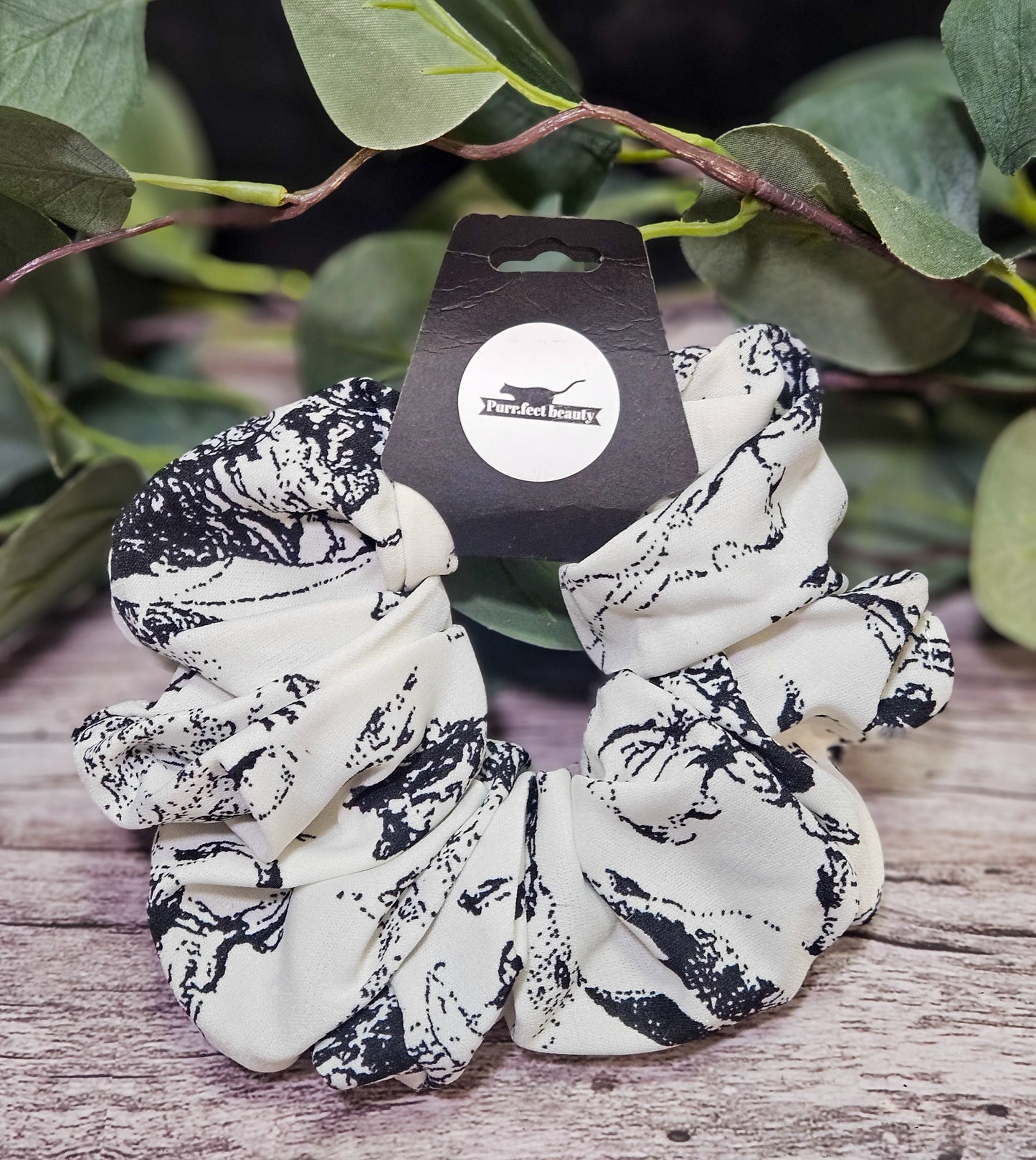Oversized  Scrunchies – Luxurious, Gentle & Frizz-Free