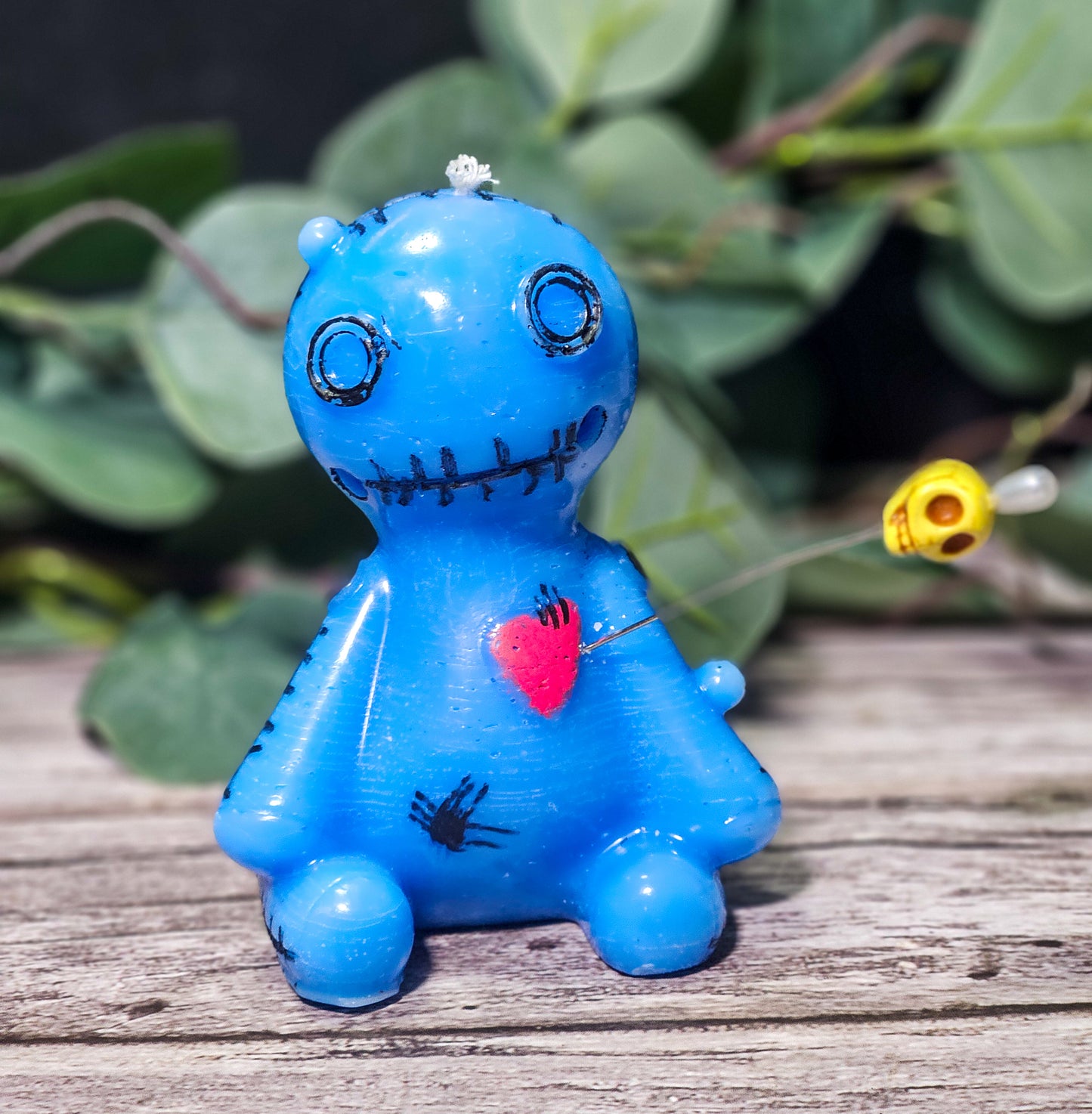 Cute Voodoo Doll Scented Candle – Gothic Home Decor & Unique Gift